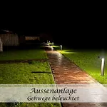 Frieda - Gulfhof Nahe Greetsiel Mit Sauna, Garten & 3 Schlafzimmern Apartamento *